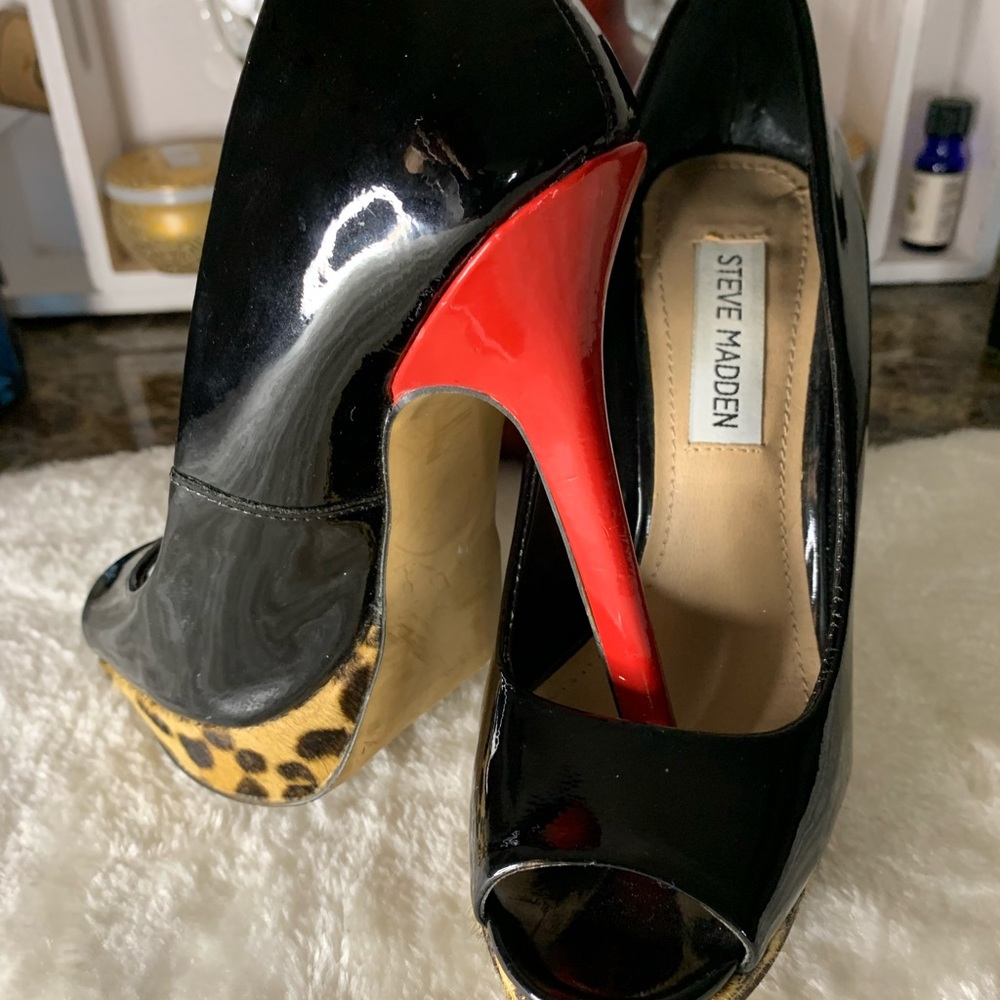 Black patent leather w/faux leopard & red patent leather heal Stiletto